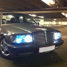 Mercedes Benz 190E