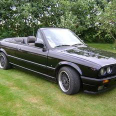BMW e 30 cabriolet
