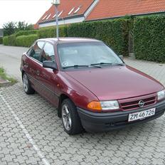 Opel Astra SOLGT