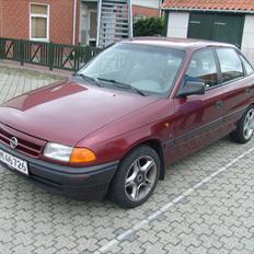Opel Astra SOLGT