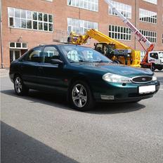 Ford Mondeo 2,0i