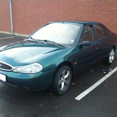 Ford Mondeo 2,0i