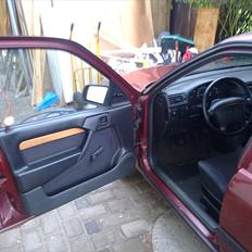 Opel Vectra A - Fundet!!