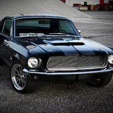 Ford Mustang *SOLGT*