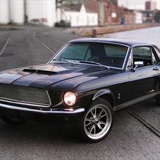 Ford Mustang *SOLGT*