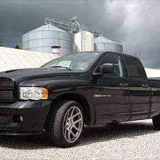 Dodge RAM SRT-10 VIPER