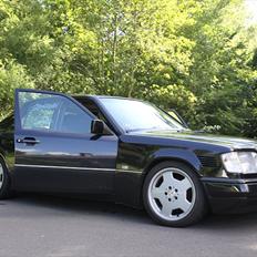 Mercedes Benz E300D w124 aut.