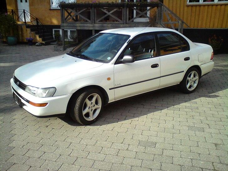 Toyota Corolla 101 XLI billede 1