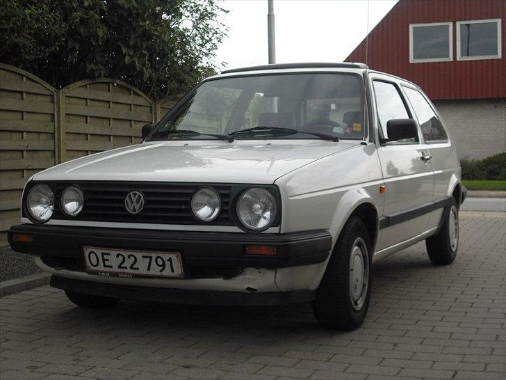 VW Golf 2 CL auto SOLGT :( billede 1