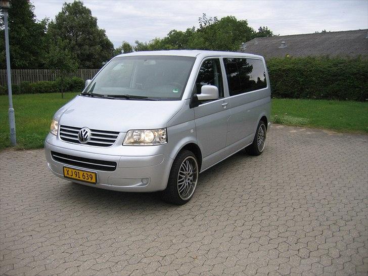 VW Caravelle T5 TDI aut. billede 1