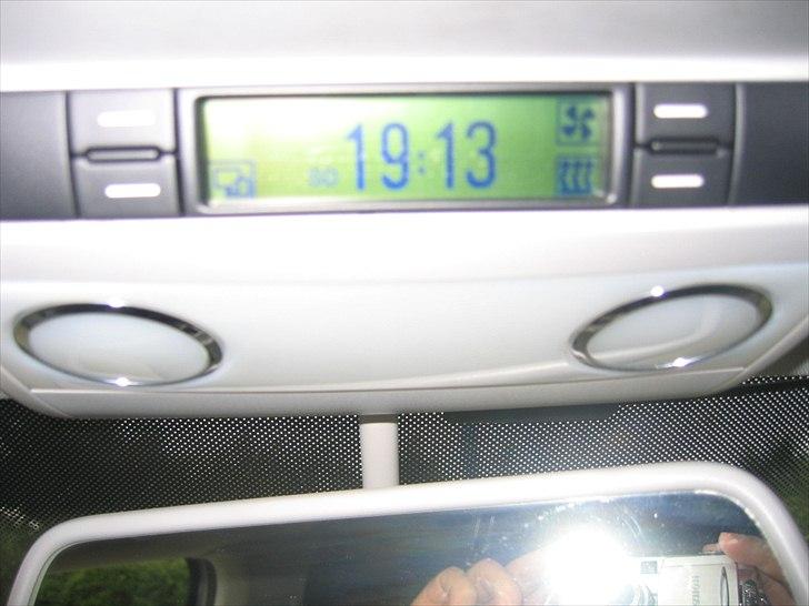 VW Caravelle T5 TDI aut. - Originalt oliefyr, som også er fjernbetjent billede 15