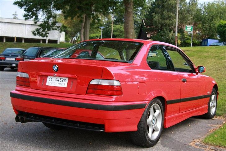 BMW e36 323i coupé "solgt" billede 3