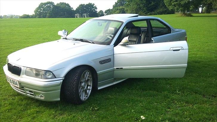 BMW e36 320i coupé SOLGT billede 9