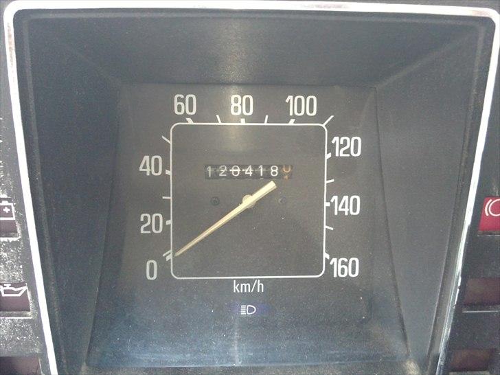 Datsun Pickup **KONGEN** Byttet  - Ja den har virkelig kun gået 120000 .  billede 5