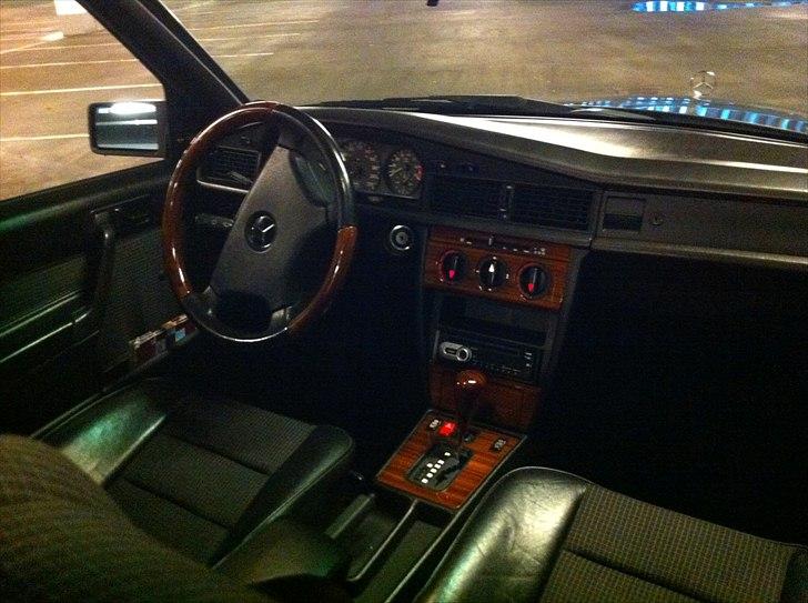 Mercedes Benz 190E billede 10