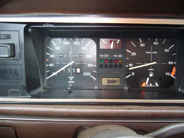 VW Jetta 1 gls, c2,gevind,hoodbra billede 15