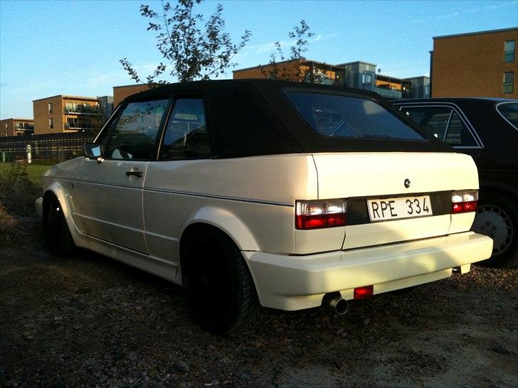 VW Golf Cab (solgt) - Golf´en - ny folieret i beige nuance  billede 2