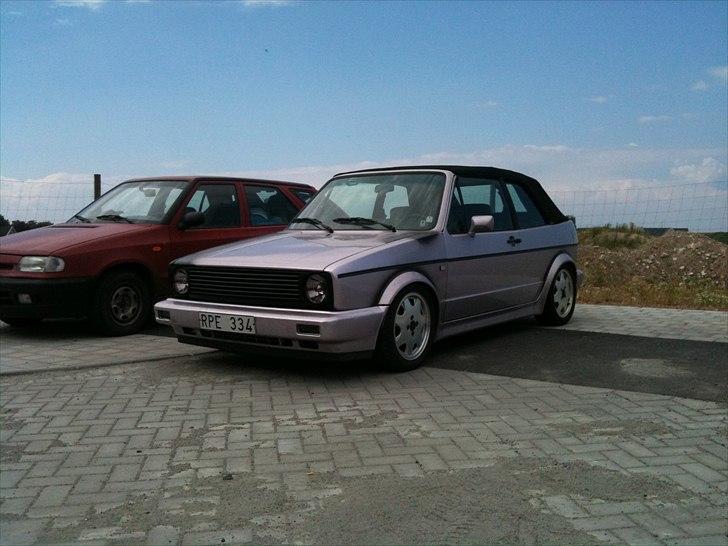 VW Golf Cab (solgt) - Bilen har fået udbedret de mekaniske ting, og er nu klar til syn. billede 7