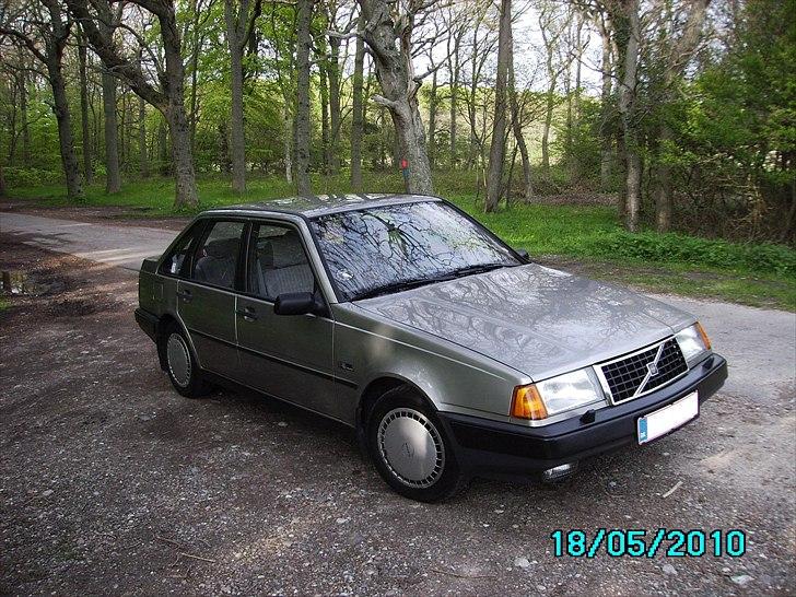 Volvo 440 DL 1.7 billede 2