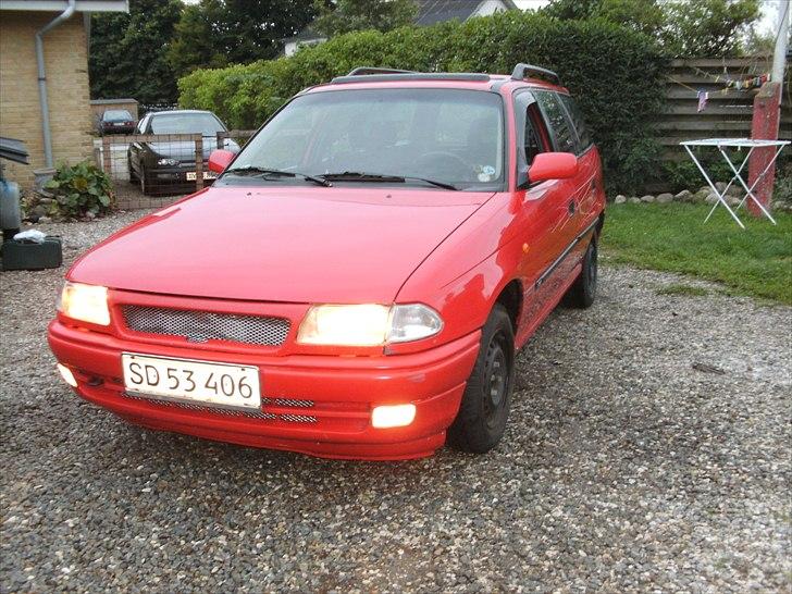 Opel astra f stc billede 2