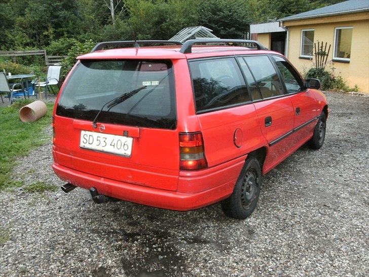 Opel astra f stc billede 4