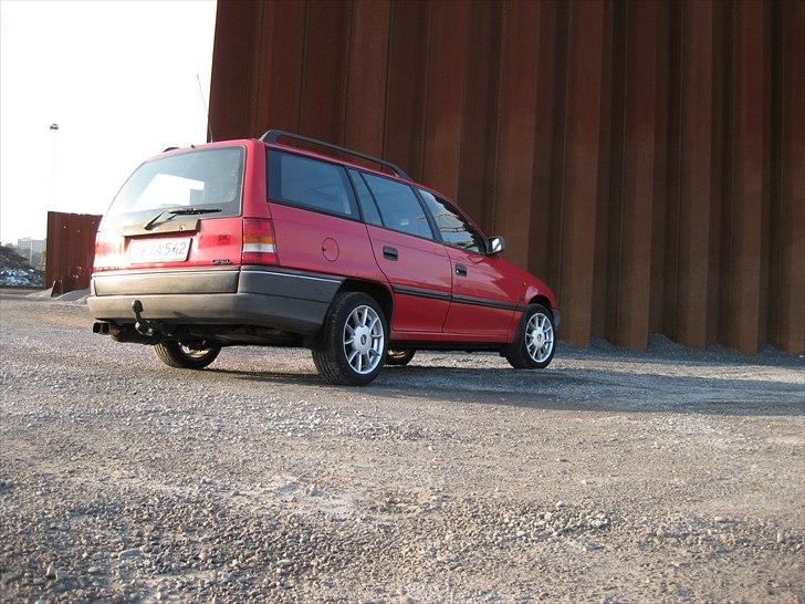 Opel Astra F st. car billede 3