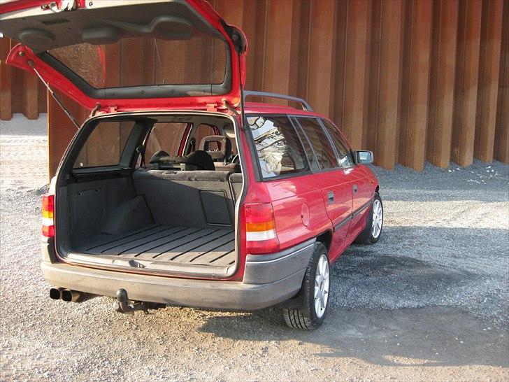 Opel Astra F st. car billede 4