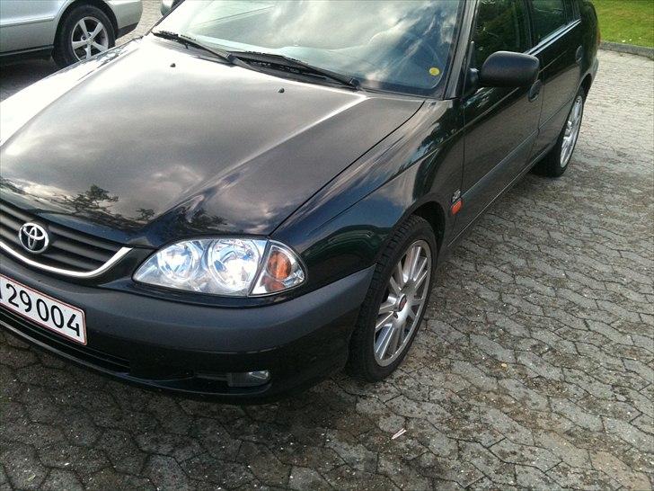 Toyota avensis d-4d solgt billede 2