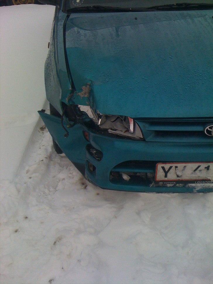 Toyota Corolla XLI TOTALSKADET billede 15