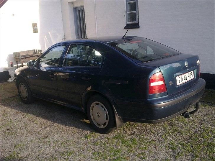 Skoda octavia MK 1 GLX solgt billede 2