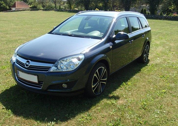 Opel Astra H ecoFLEX Wagon *Solgt* billede 2