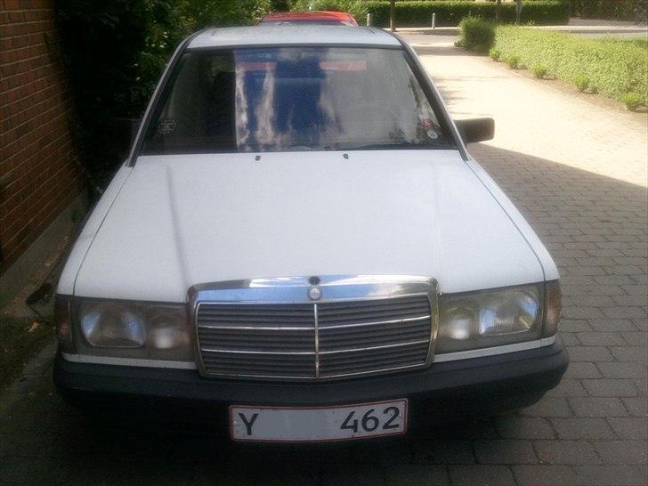 Mercedes Benz 190 E - Solgt - billede 3
