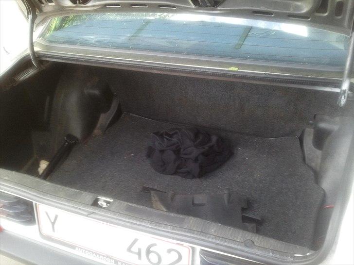 Mercedes Benz 190 E - Solgt - billede 4