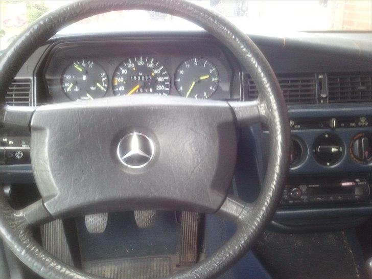 Mercedes Benz 190 E - Solgt - billede 7