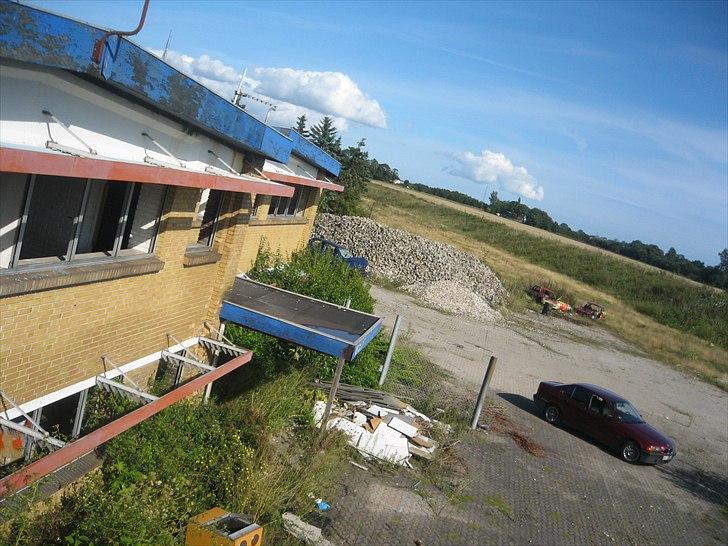 BMW E36 316i TOTALSKADET billede 6