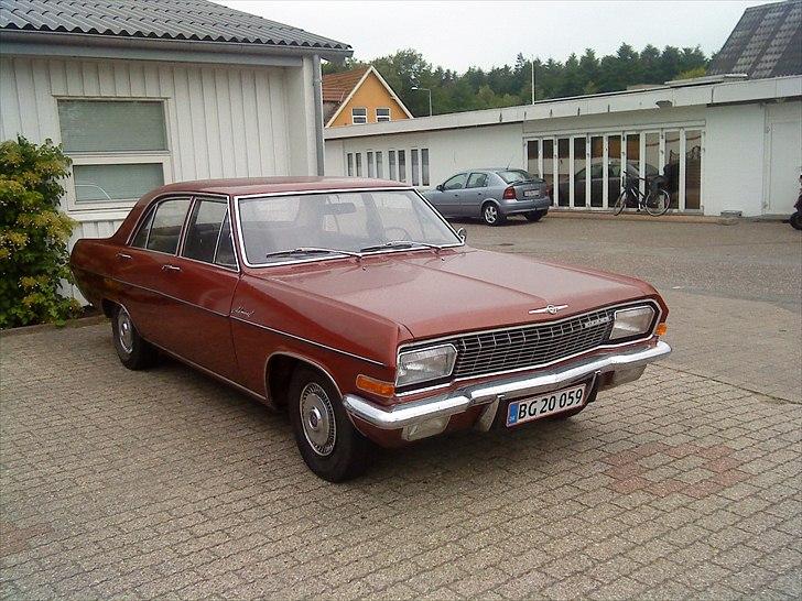 Opel Admiral-A "SOLGT" billede 1