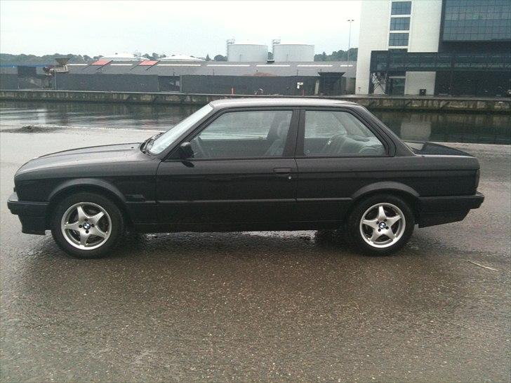 BMW E30 320 Coupé SOLGT billede 4