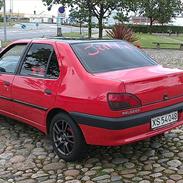 Peugeot 306