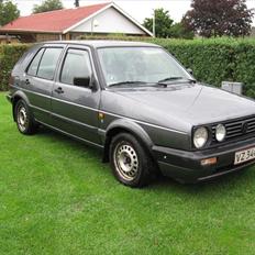 VW Golf 2 TD Solgt