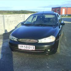 Ford mondeo 2,5 v6 ghia byttet