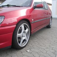 Peugeot 306 GTI (SOLGT)