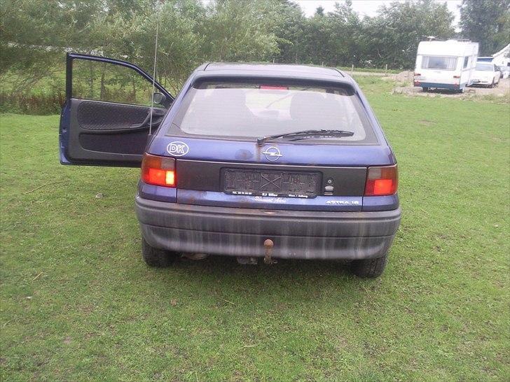 Opel Rust-ra 1.6 GL solgt billede 4