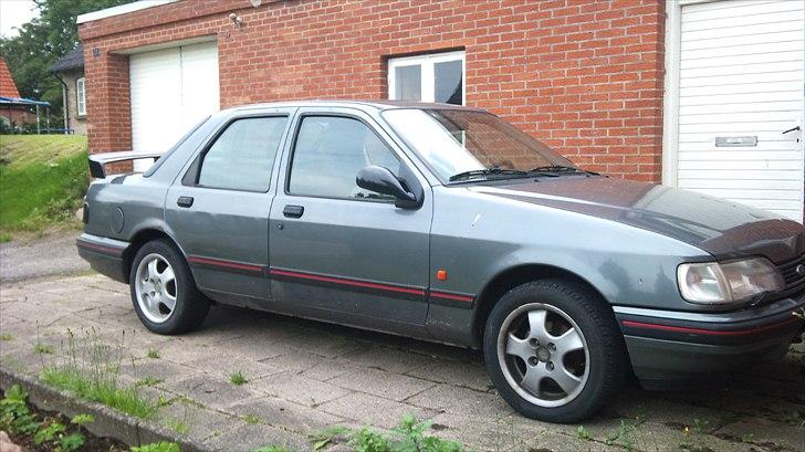 Ford Sierra 2,0i DOHC billede 1