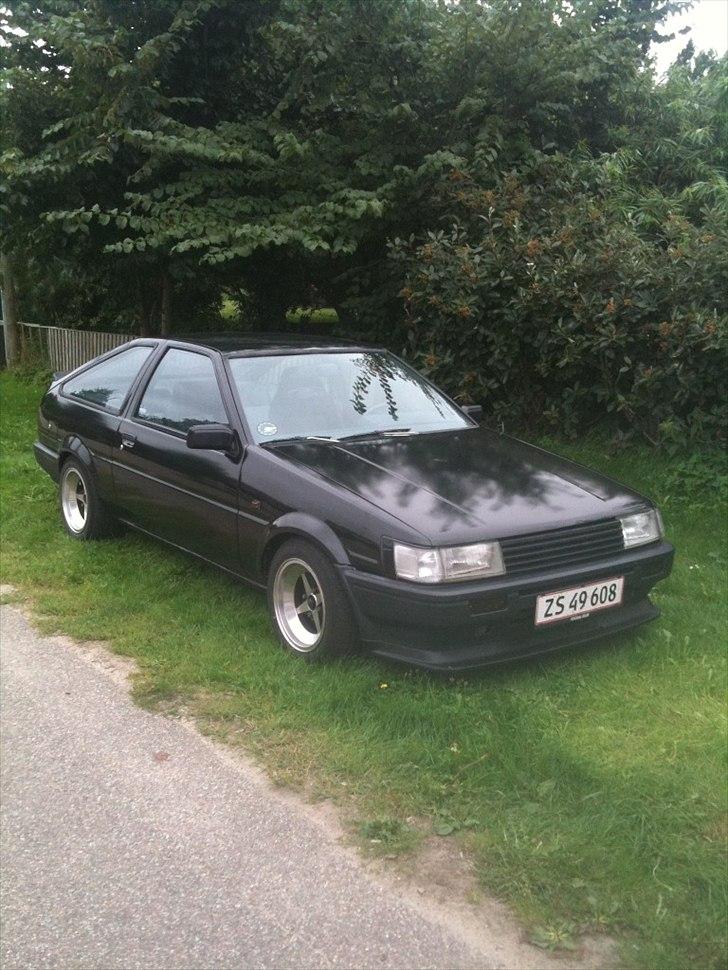 Toyota Corolla 1.6 GT Coupe AE86 billede 1