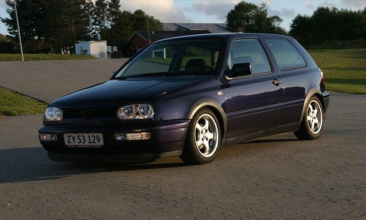 VW Golf III 1.9 TDI Highline *SOLGT* - Fotograf: JanneTerp | Da jeg lige havde fået den! billede 16