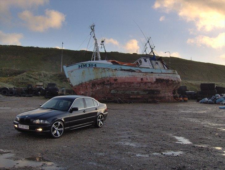 BMW E46 320i (SOLGT) billede 1