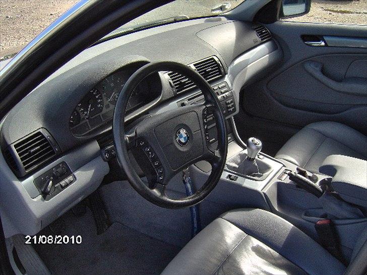 BMW E46 320i (SOLGT) billede 2