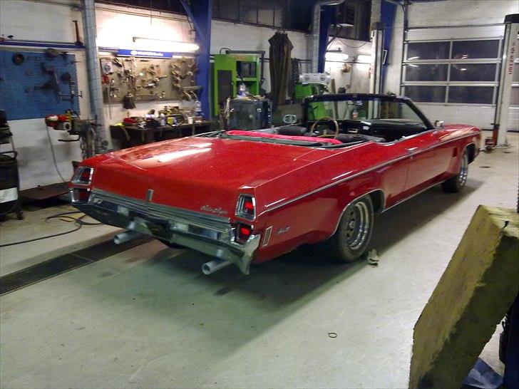 Oldsmobile Royal Delta 88 Cab * Solgt desværre* billede 8