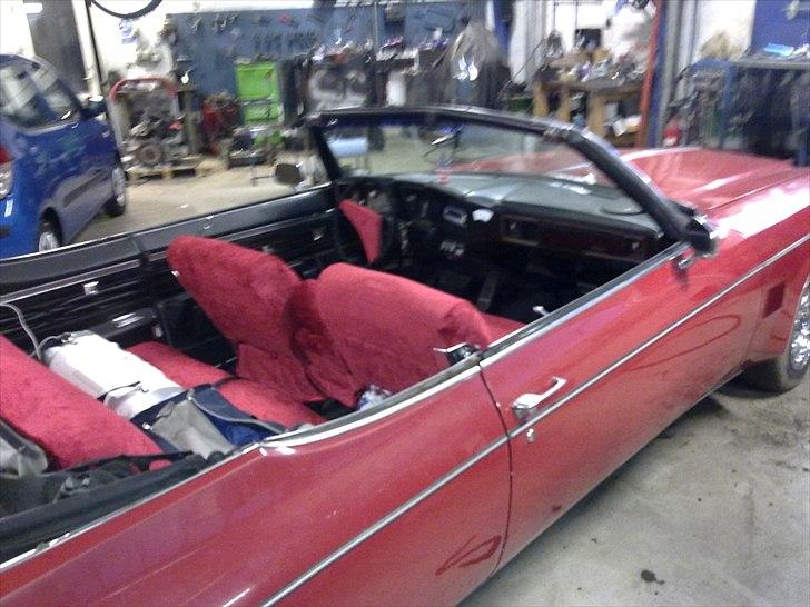 Oldsmobile Royal Delta 88 Cab * Solgt desværre* billede 12