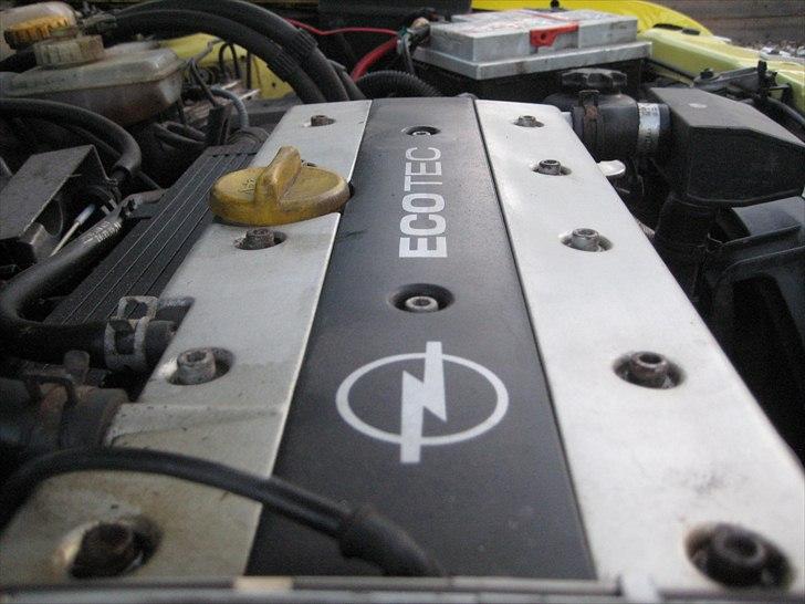 Opel Astra 2,0 GSI 16V billede 6